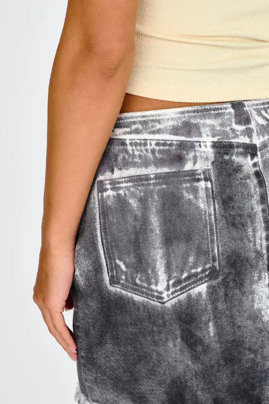 Decoy Distressed Mini Skirt Black/White