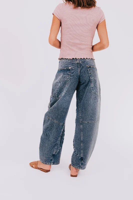 FREE PEOPLE - Sugar And Spice Barrel Jeans