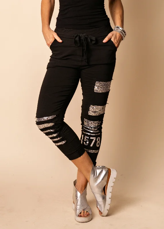 Overly Pants in Onyx