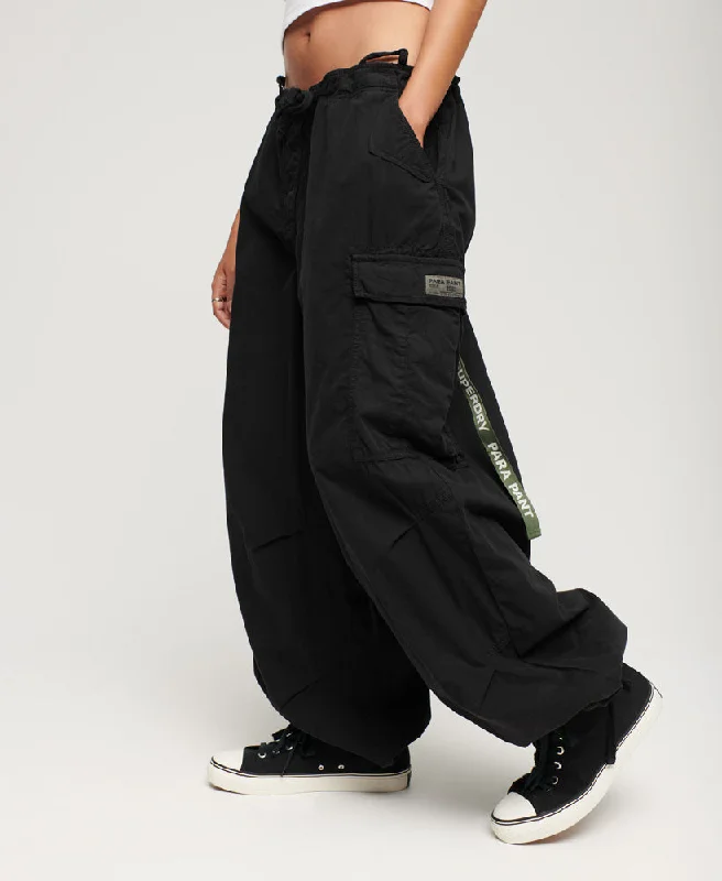 Vintage Baggy Parachute Pants | Black